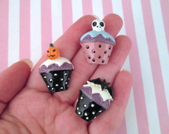 3 Halloween Cupcake Cabochons #900