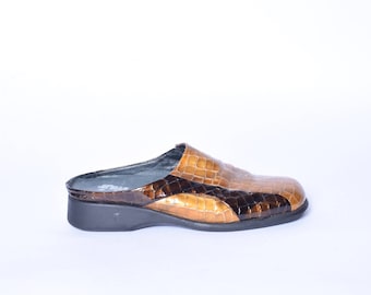 Vintage 90's Brown and Black Snakeskin Mules / Patent Snake Leather Slip On Shoes