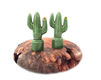 Vintage Cactus Salt & Pepper Shakers - Cactus Salt Pepper - Southwestern Home Decor - Saguaro Cactus - Succulent - Vintage Salt Pepper