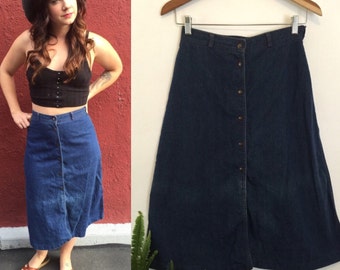 Vintage button front denim skirt, 1970's Jean skirt, button front jean skirt, waist 27" jean skirt, vintage bohemian jean skirt, folk skirt,