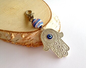 Maroccan keychain. Hamsa hand keychain. Fatima keychain. Swarovski keychain. Linnepin010