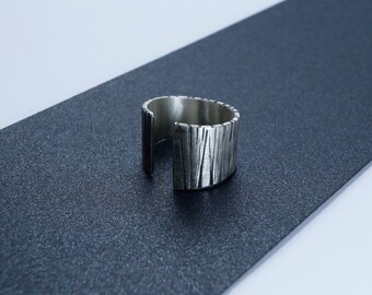 Sterling silver ring, Oxidised ring, Engraved ring, Open ring, Adjustable ring, Flare ring