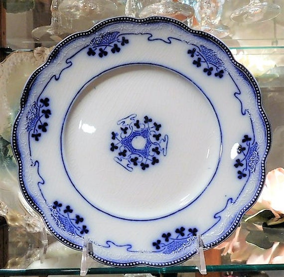 Flow Blue Plate / W H Grindley / Lorne / Staffordshire / Victorian / Art Nouveau / Porcelain