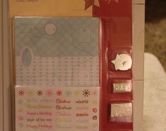 Free Shipping! Colorbok Gallery J 3D Star Ornaments Creative Crafting Kit - #41584 - Makes 8 3D Ornaments - New in Package - SNSC