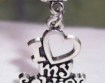 Love My Soldier, Charm Bracelet