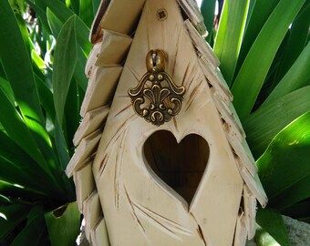 Delicate Birdhouse Die Set – Tattered Lace