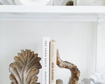 Pair of Neo Classical Vintage Acanthus Plaster Bookends Shelves Hollywood Regency Shabby Chic