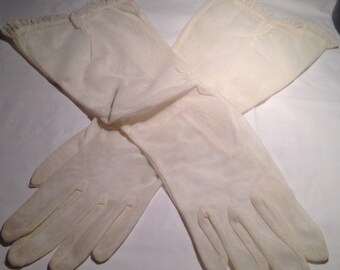 Vintage Ruched Mesh Gloves
