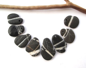 Rock Pendants Natural Stone Beads Mediterranean DIY Jewelry Beach Stone Beads Drilled River Stones Pebble Pendants PENDANT MIX 25-35 mm