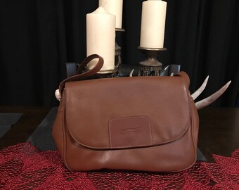 Vintage Perry Ellis Collectible Adjustable Cross Body Purse