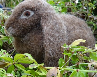 Bunny needlefelted 3D wool sculpture
