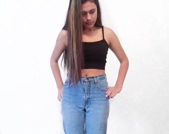 Vintage mom jeans // light wash denim