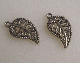 5 pendant/charms leaves 18 x 10 mm gold