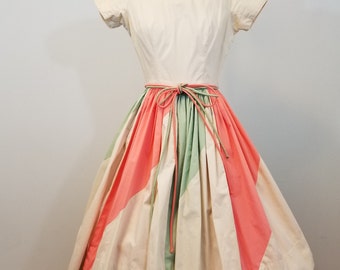 Vintage 1950s Dress Petite Extra Small Full Skirt Cotton Spring Summer