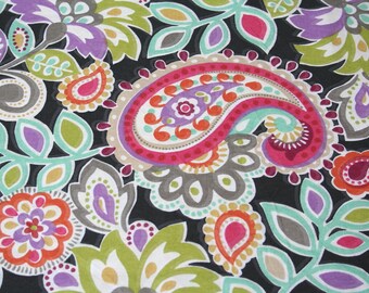 Fabric Remnant, Bright Colored Geometric Floral, 100% Cotton, 42 by 26 inches