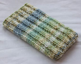 Phone sock/case hand knitted Phone Sleeve, phone case, Smartphone, iPhone 7, Samsung Galaxy, ALL Phone Sizes