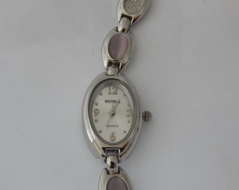 Vintage Benrus Quartz Wrist Watch Ladies