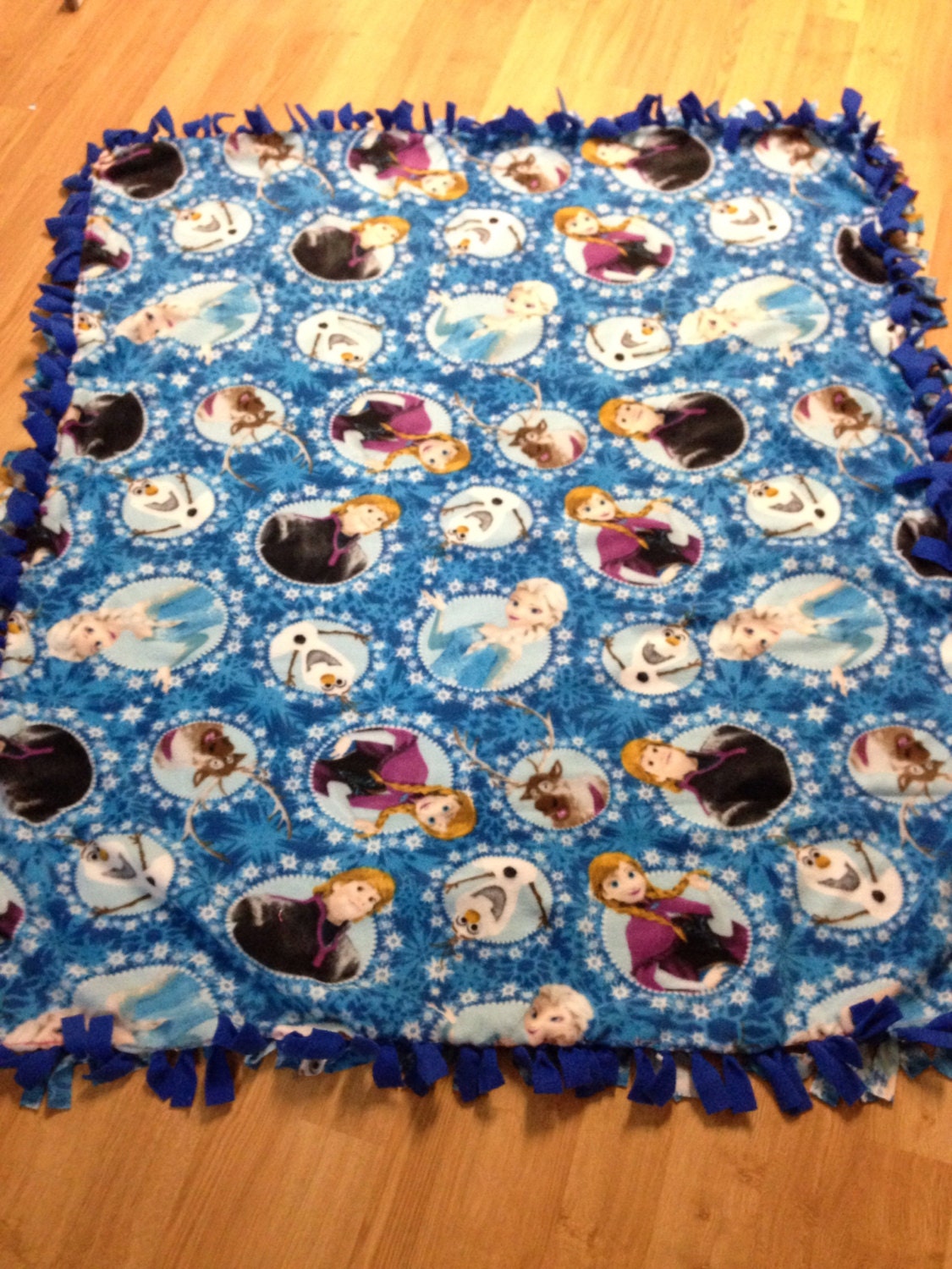 Frozen Fleece Tie Blanket