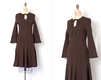vintage 1970s dress / 70s chocolate brown knit dress / bell sleeves (small s)