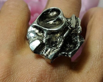 SALE TODAY Large Vintage Modernist Mod Brutalist Abstract Silver Plated Ring Size 9