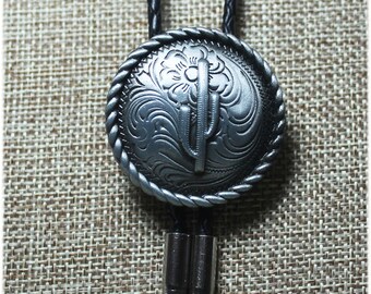 Rope Edge Cactus Bolo Tie