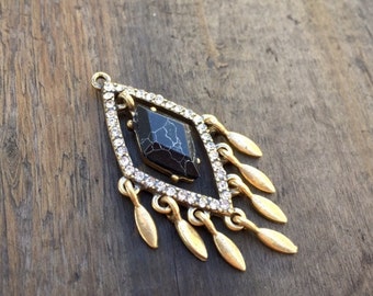 Fringe a'la Fringe Charm - DIY Jewelry