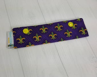 Mardi Gras Short Needle Cozy DPN Holder, purple green and gold fleur de lis project holder 7"x2"- (Hold up to 6" Needles) NCS0042