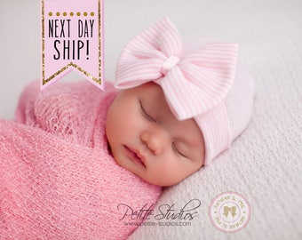 Pink Baby girl Clothes Infant girl clothes Preemie Baby hospital Hat Newborn Preemie hat with bow Baby Girl Outfit Preemie Infant