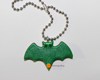 Resin Keychain ' bats ' (4 different pieces)