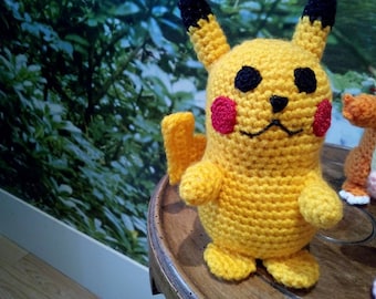 Plush pikachu (Pokémon)