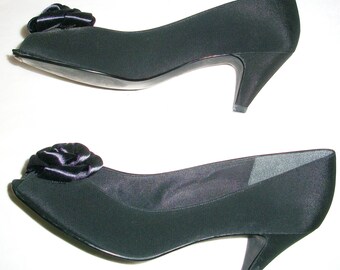 80's Black Pumps with Bow 6-1/2 B/AA