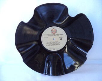 1979 GEORGE BENSON Livin Inside Your Love Vinyl Record Bowl. RePurposed Vinyl Record. Record Bowl. Music Room Decor. George Benson Fan Gift