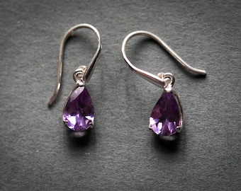 Amethyst Earrings - February birthstone earrings - Amethyst dangle earrings - Amethyst earrings - Sterling Silver - Amethyst Earrings