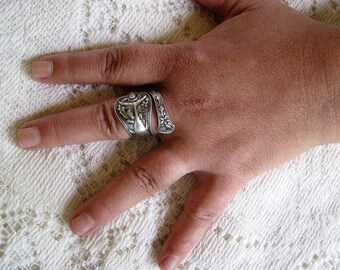 Sterling Silver Spoon Ring, Spoon Ring, Spoon Jewelry, Fish, Fish Ring, fisherman, fisherwoman, Tuna Fish, Made by Mechanics, c. 1900