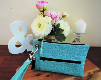 Mint Julep Key Keeper Clutch