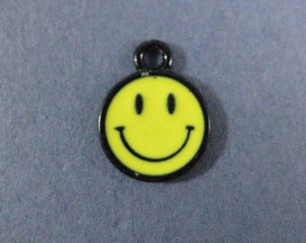 Smiley face | Etsy