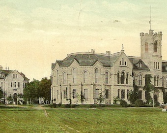 KINGSTON Ontario Queen’s University Old Arts Building and Carruthers Hall Antique Postcard