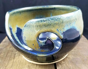 Ceramic Knitting Yarn Bowl, Yarn Bowl, Knitting Bowl, Pottery Yarn Bowl, Ceramic Yarn Bowl, Blue Yarn Bowl