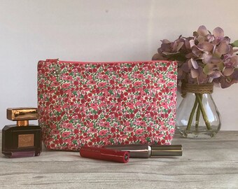Liberty cosmetics bag - floral makeup bag - bridesmaids gift - gift for her - wash bag - beauty bag - makeup pouch