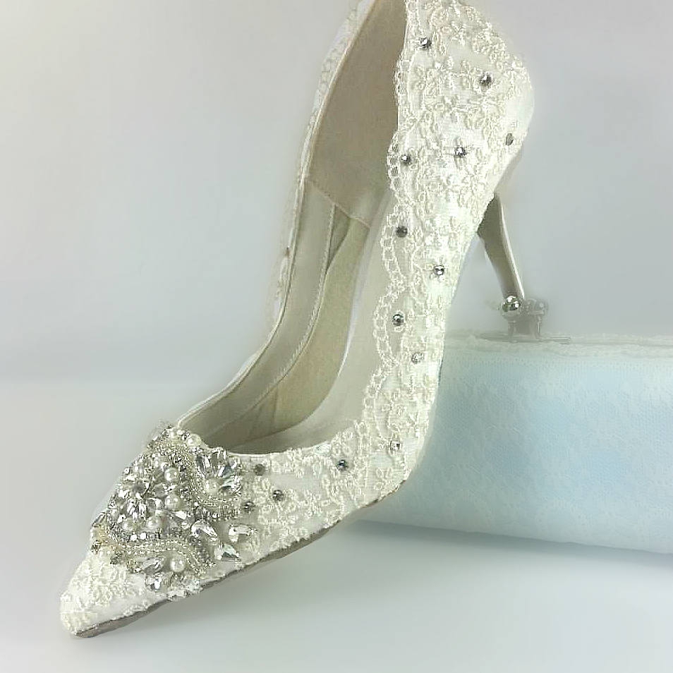 Ivory Lace Wedding Shoes .. Crystal and Pearl Shoes .. Pointed