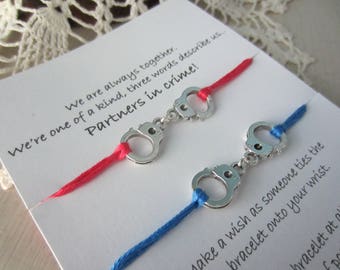 Partenaires dans le crime tiens bracelets