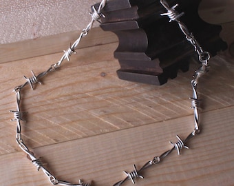 30 inches Barbed wire necklace in sterling silver