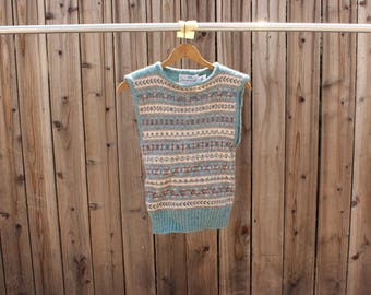 Women's Sweater Vest Wool Green Striped Susan Bristol Small Clothing Vintage 1980s 80s (Q)