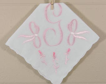 Vintage G Monogrammed Hankie / Monogrammed Wedding Hankerchief / Funeral Hankie