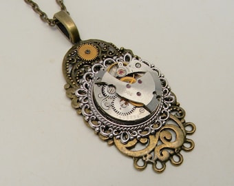 Steampunk jewelry. Steampunk watch necklace pendant.