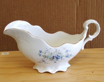 Vintage POPE GOSSER China Gravy Boat.
