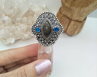 Labradorite and Blue Topaz Silver Ring / Size 8 / Boho Statement Ring