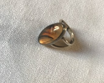 Vintage Silver and poflished Stone Ring