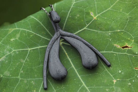 Green on clitoris 9