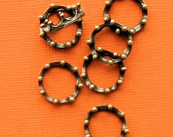 8 Crown Charms Antique Bronze Tone 3D - BC623